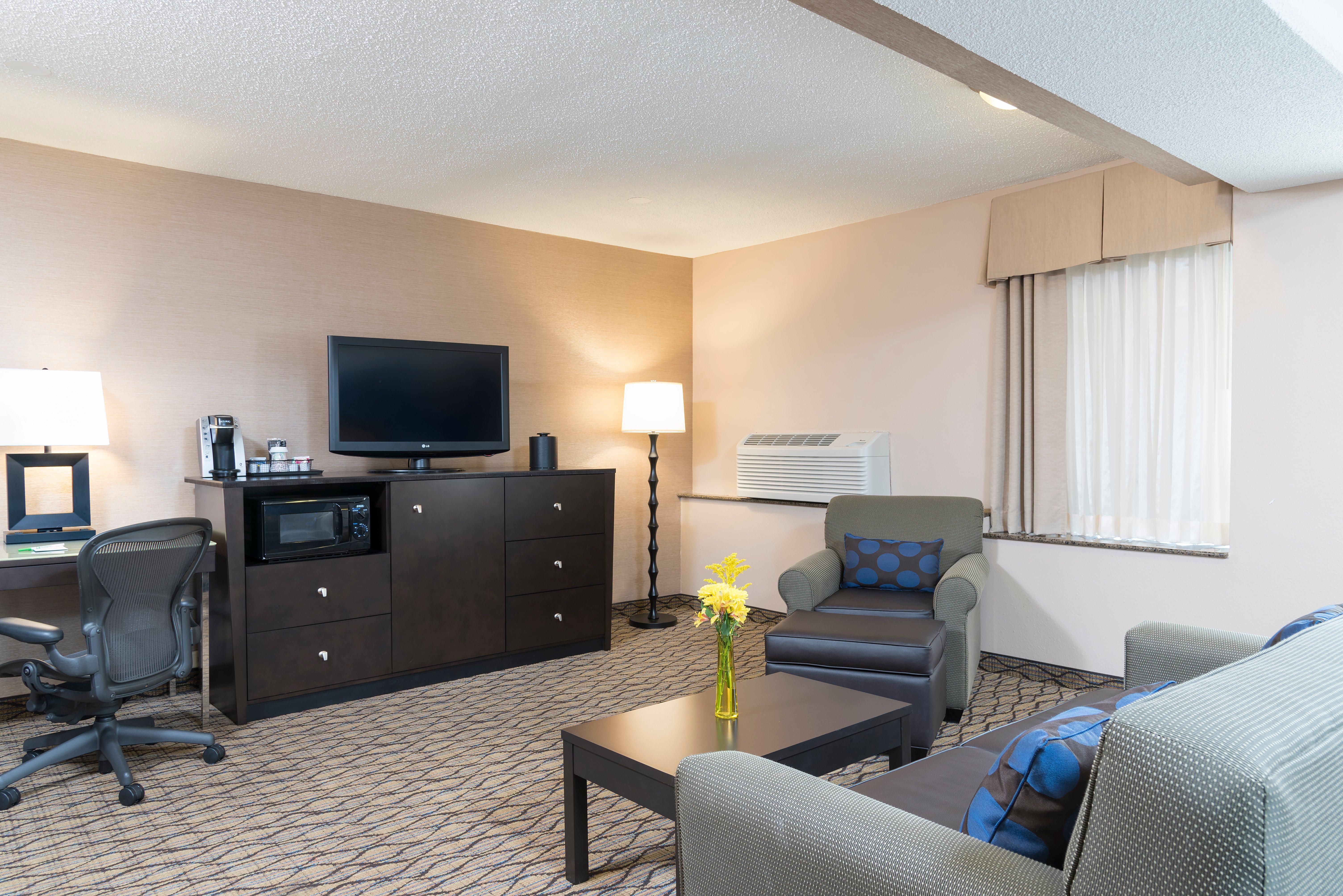 אלק גרוב וילאג' Holiday Inn Chicago - Elk Grove, An Ihg Hotel מראה חיצוני תמונה