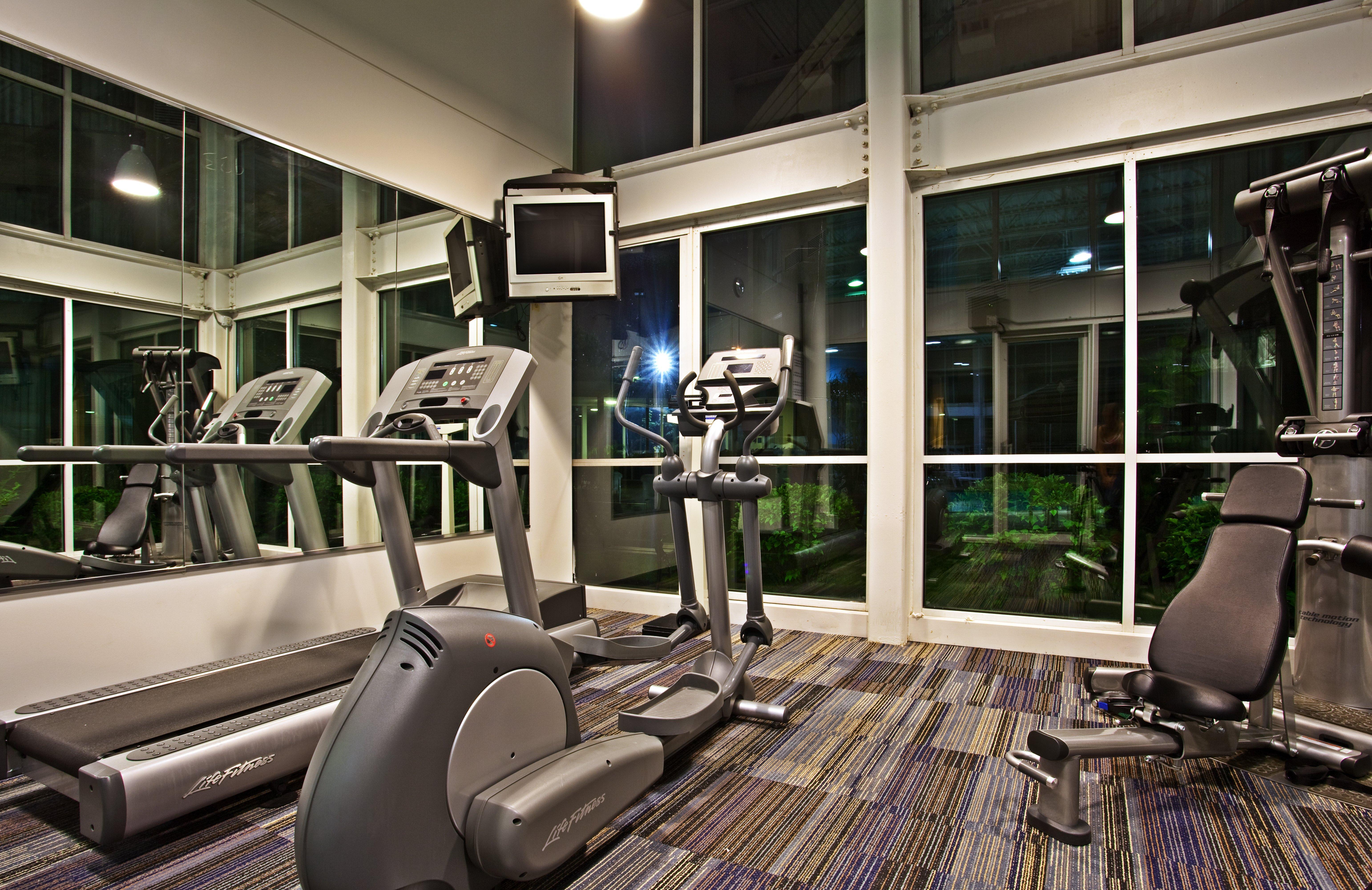 אלק גרוב וילאג' Holiday Inn Chicago - Elk Grove, An Ihg Hotel מראה חיצוני תמונה