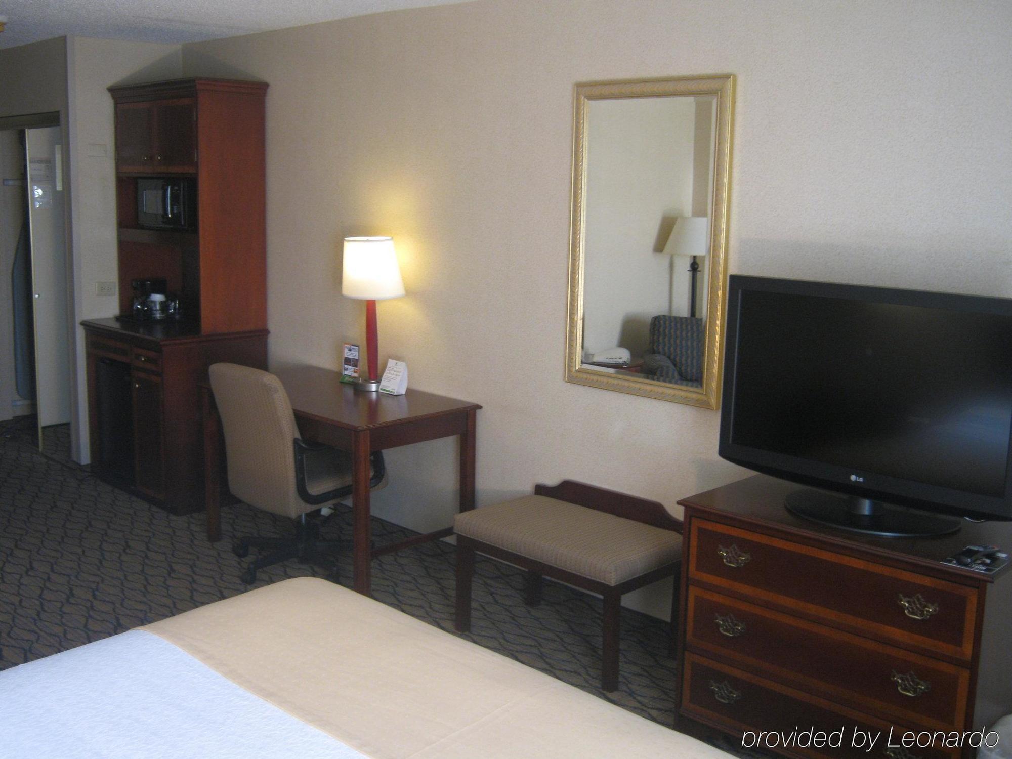 אלק גרוב וילאג' Holiday Inn Chicago - Elk Grove, An Ihg Hotel מראה חיצוני תמונה