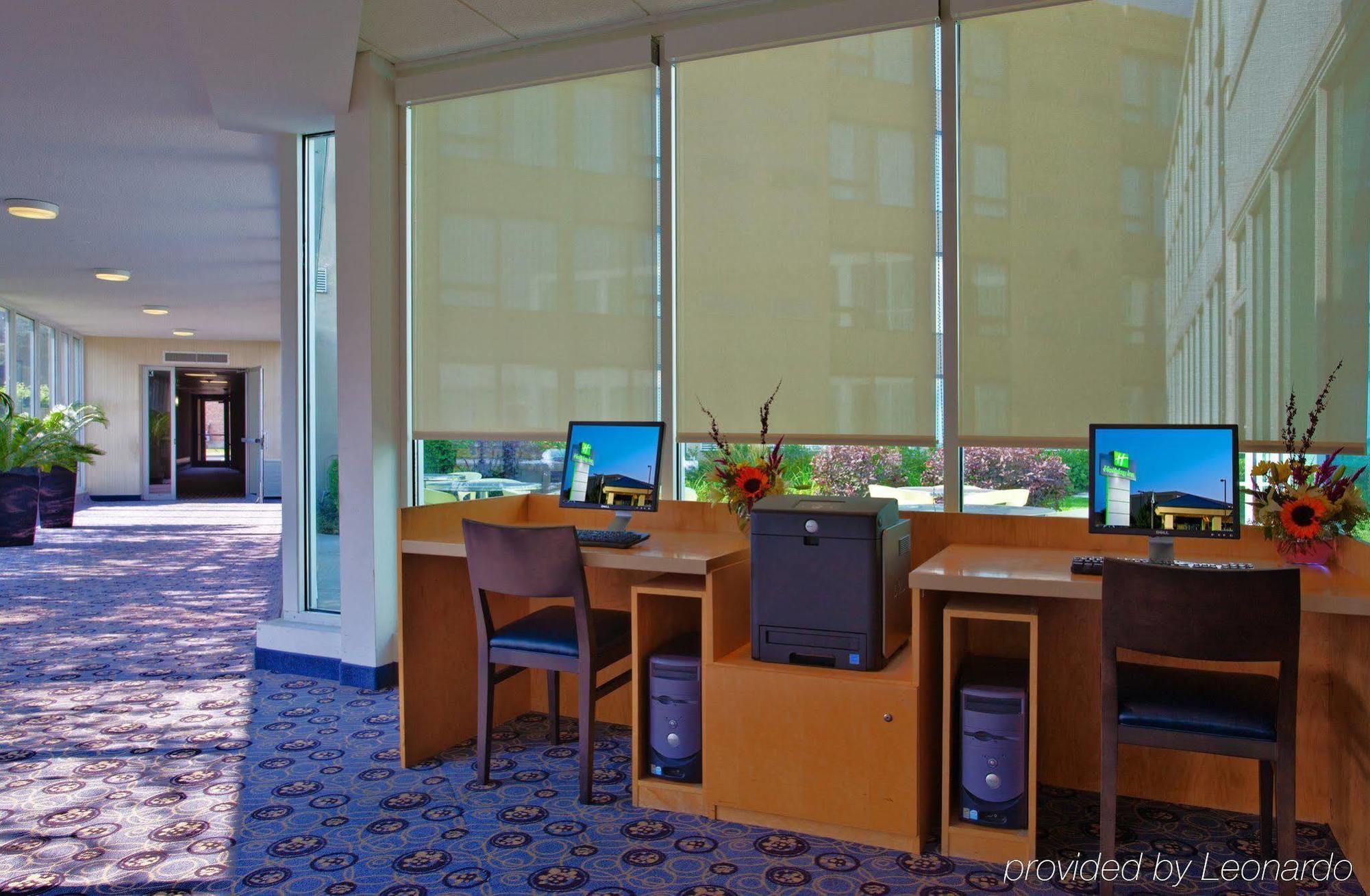 אלק גרוב וילאג' Holiday Inn Chicago - Elk Grove, An Ihg Hotel מראה חיצוני תמונה